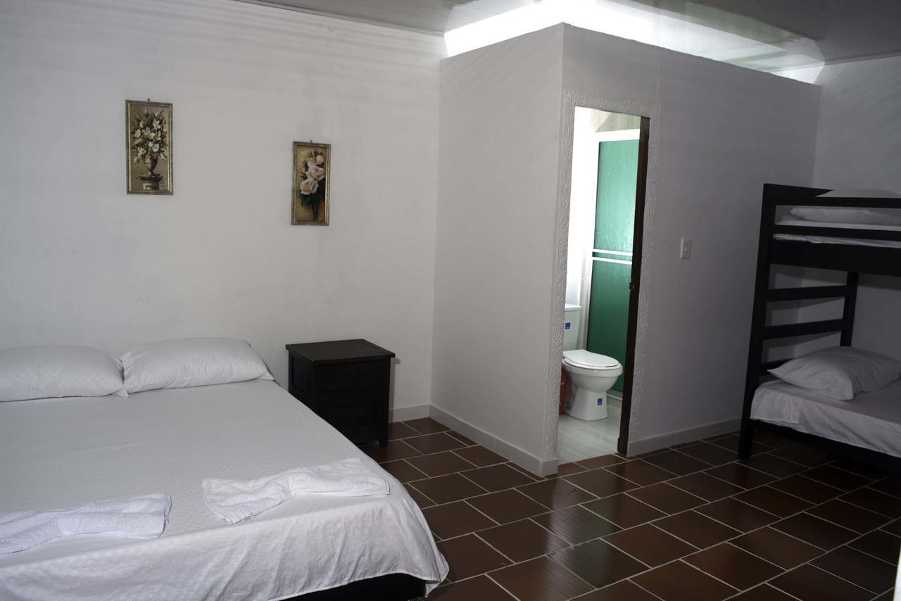 Hostal El Ruby Villavieja Exterior photo