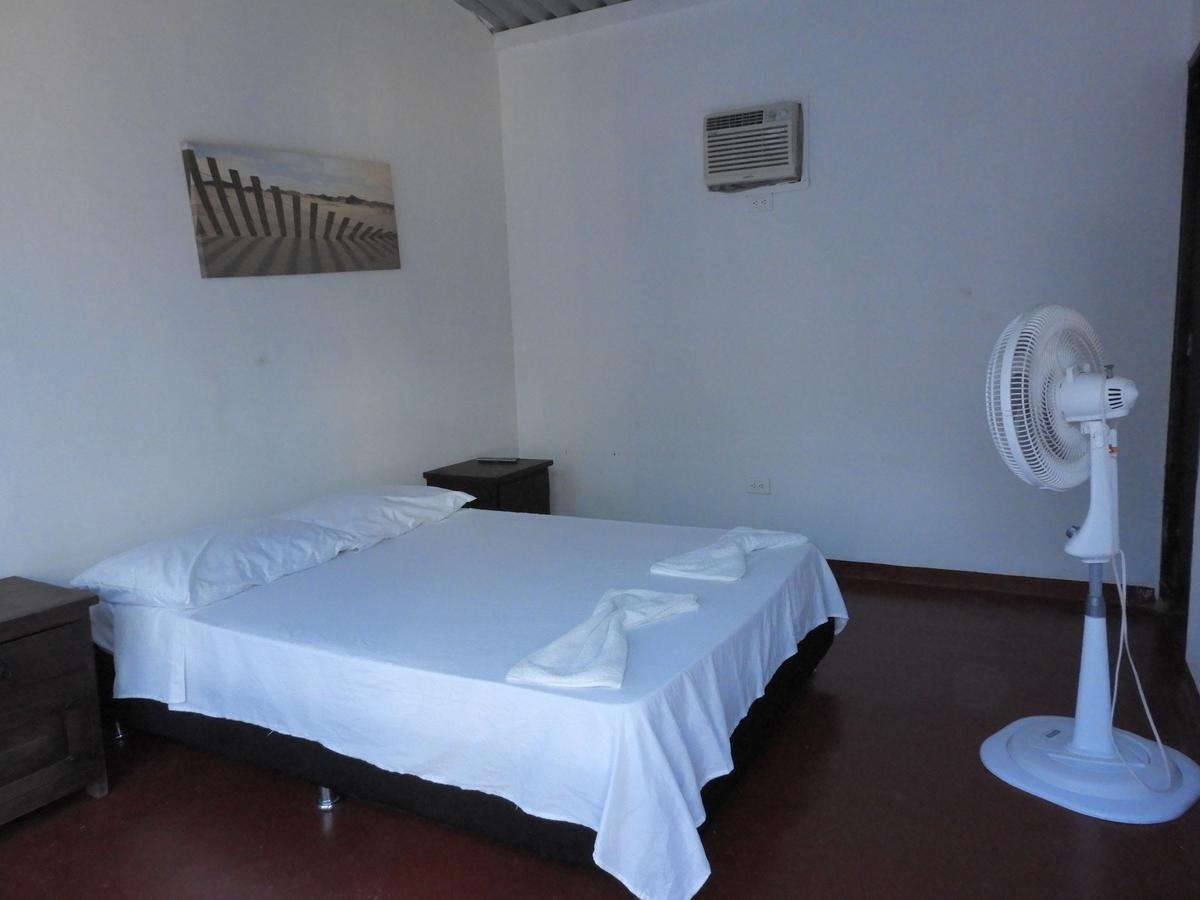 Hostal El Ruby Villavieja Exterior photo