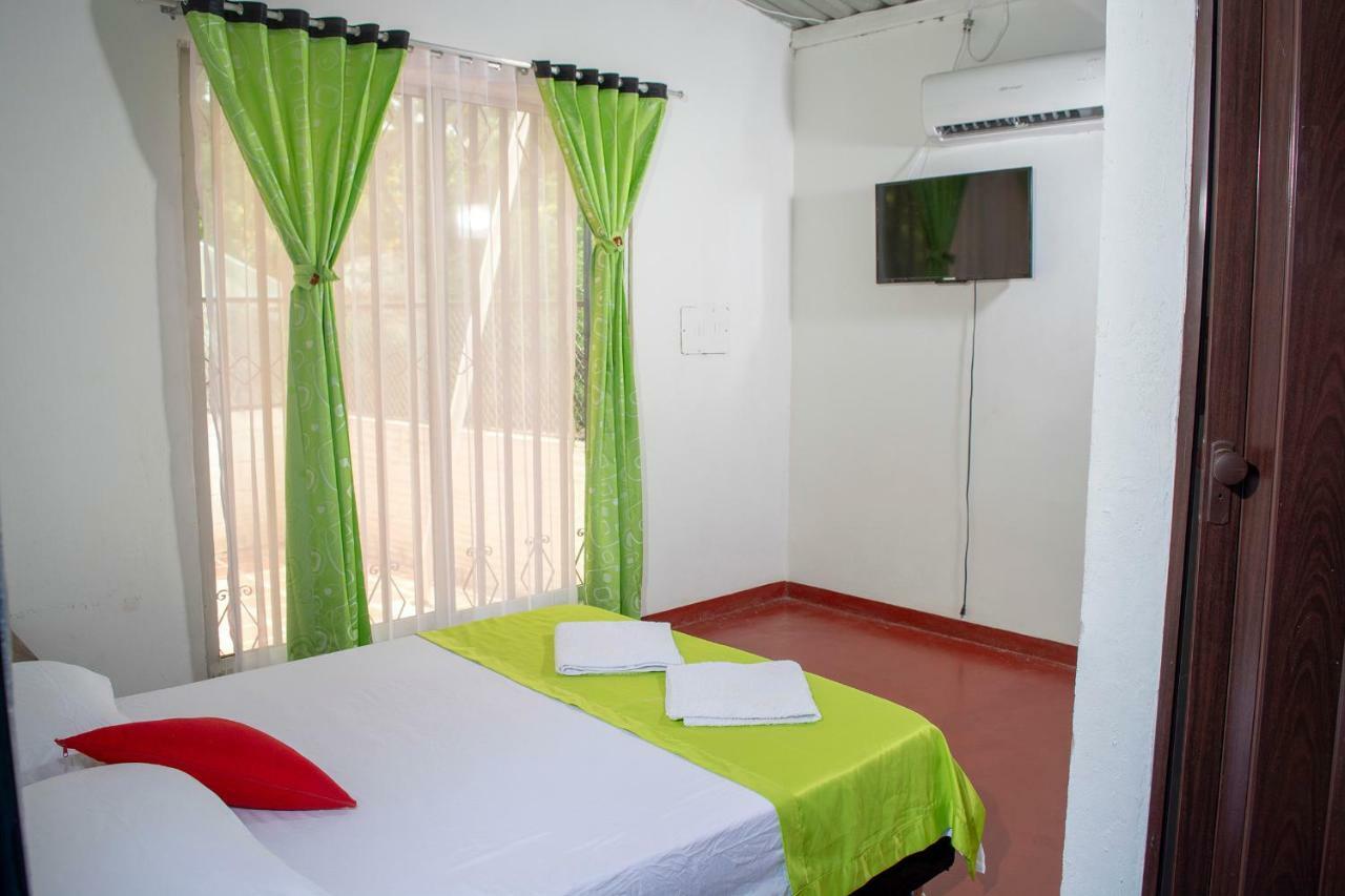 Hostal El Ruby Villavieja Exterior photo